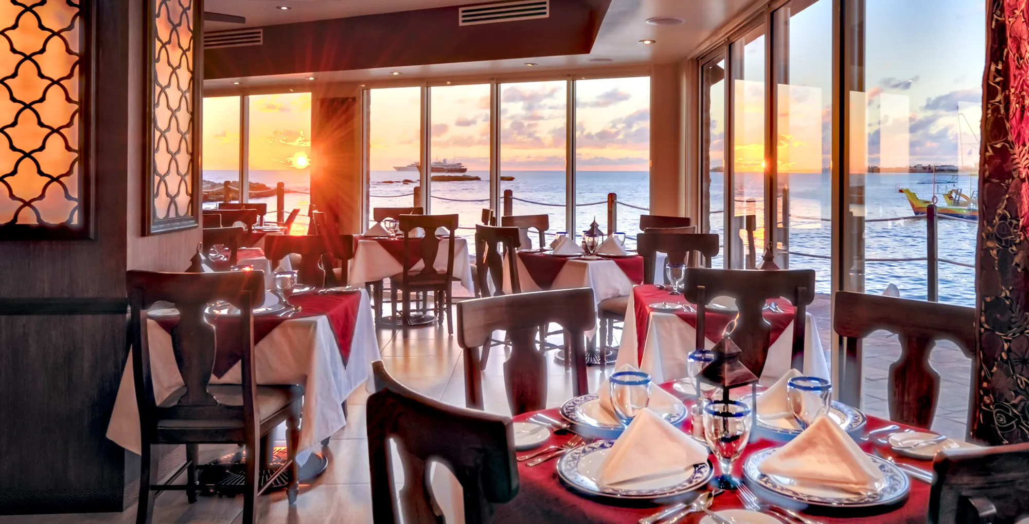 Simpson Bay Resort, Marina & Spa - La Patrona Restaurant